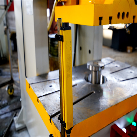 فیکٹری براہ راست فروخت بہترین معیار 200 ٹن میٹل بنانے والی مشین ہائیڈرولک پریس