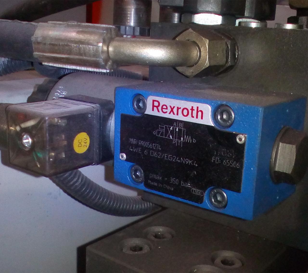 High Quality 3m Press Brake Machine Hydraulic 100 Ton For Sheet Metal Bending شیٹ میٹل موڑنے کے لیے ہائی کوالٹی 3m پریس بریک مشین ہائیڈرولک 100 ٹن