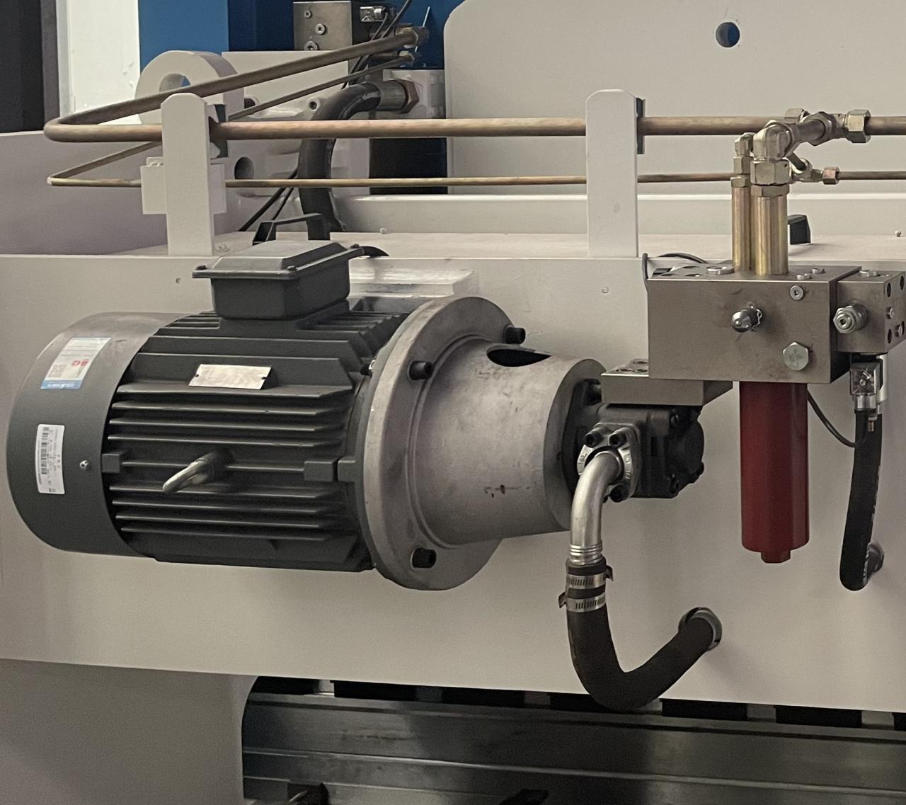 High Quality 3m Press Brake Machine Hydraulic 100 Ton For Sheet Metal Bending شیٹ میٹل موڑنے کے لیے ہائی کوالٹی 3m پریس بریک مشین ہائیڈرولک 100 ٹن