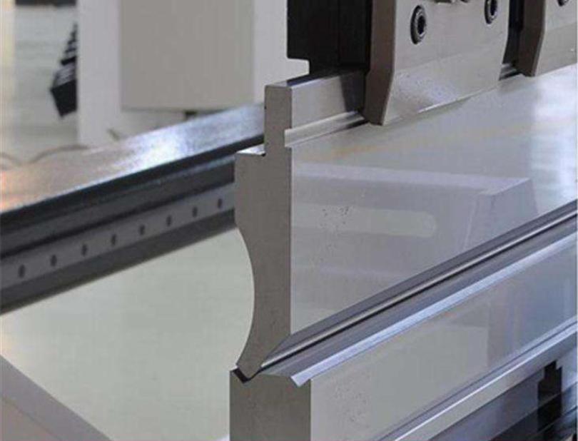 Wc67yk 80 100 160 200 ٹن 3200mm E21 Nc شیٹ میٹل آئل ہائیڈرولک پریس بریک کی قیمت