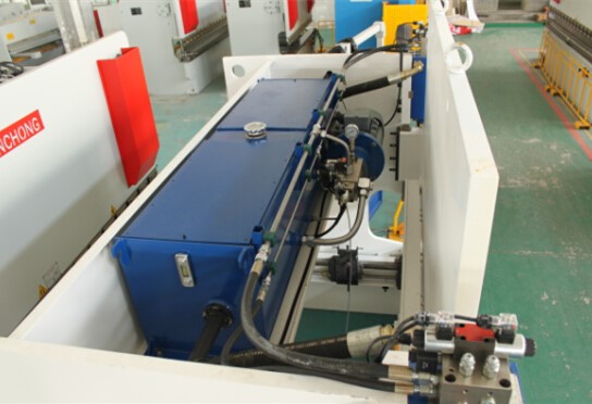 Wc67yk 80 100 160 200 Ton 3200mm E21 Nc Sheet Metal Oil Hydraulic Press Brake Price Wc67yk 80 100 160 200 ٹن 3200mm E21 Nc شیٹ میٹل آئل ہائیڈرولک پریس بریک کی قیمت